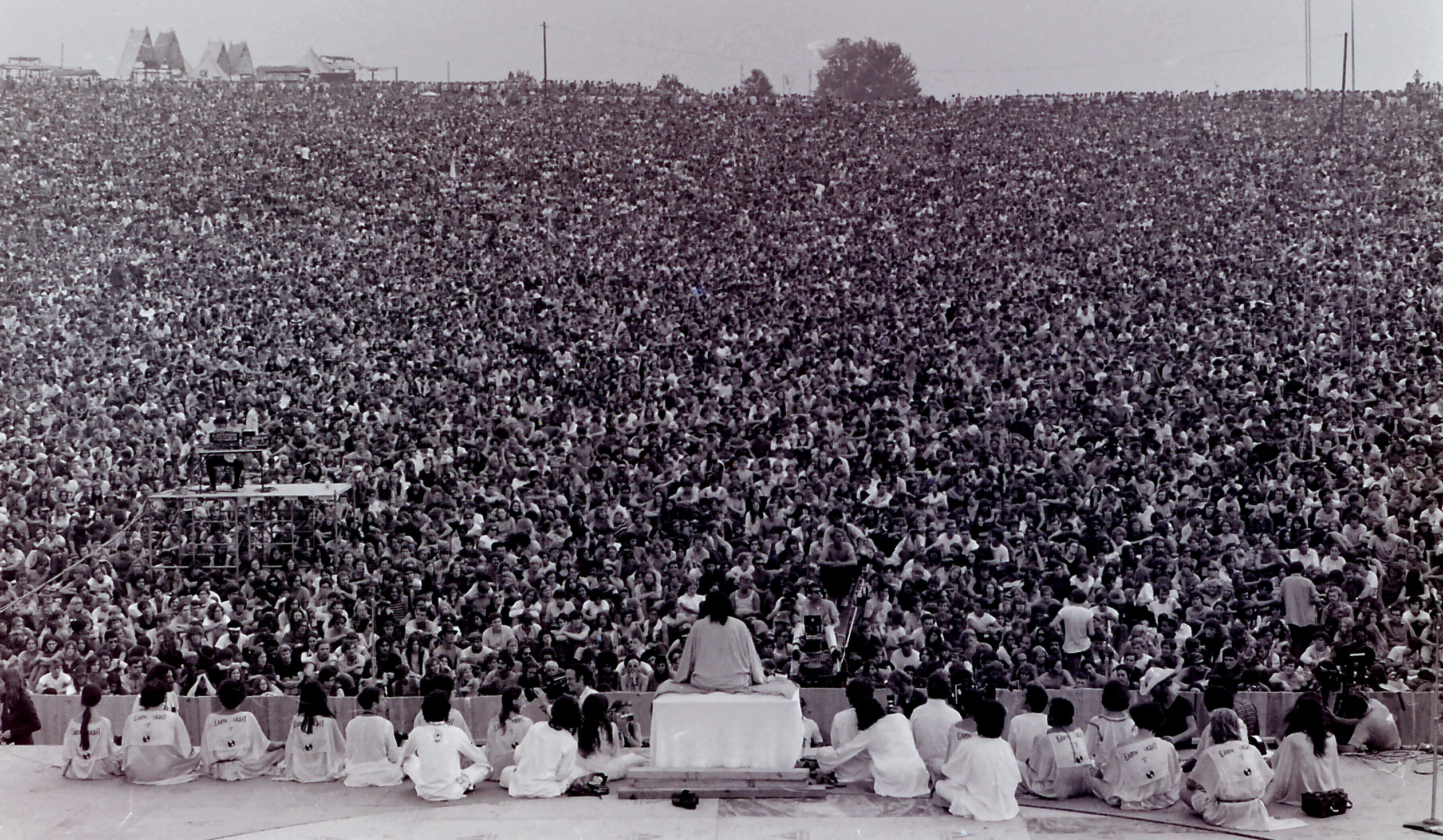 The Story Behind 1969’s Woodstock Music Festival | A New York Minute In History